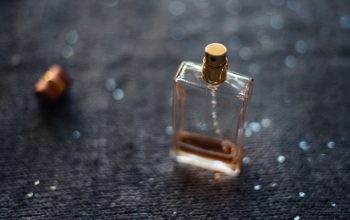 A Whiff of Luxury: 12 Exclusive Perfume Samples